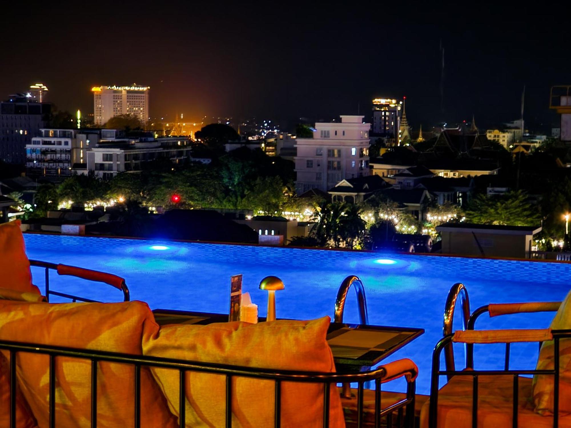 Phnom Penh 51 Hotel & Residences エクステリア 写真