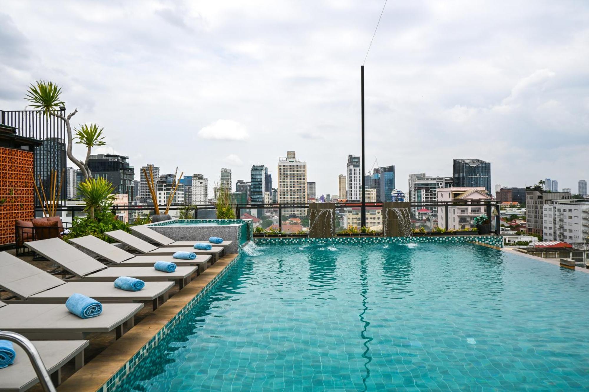 Phnom Penh 51 Hotel & Residences エクステリア 写真